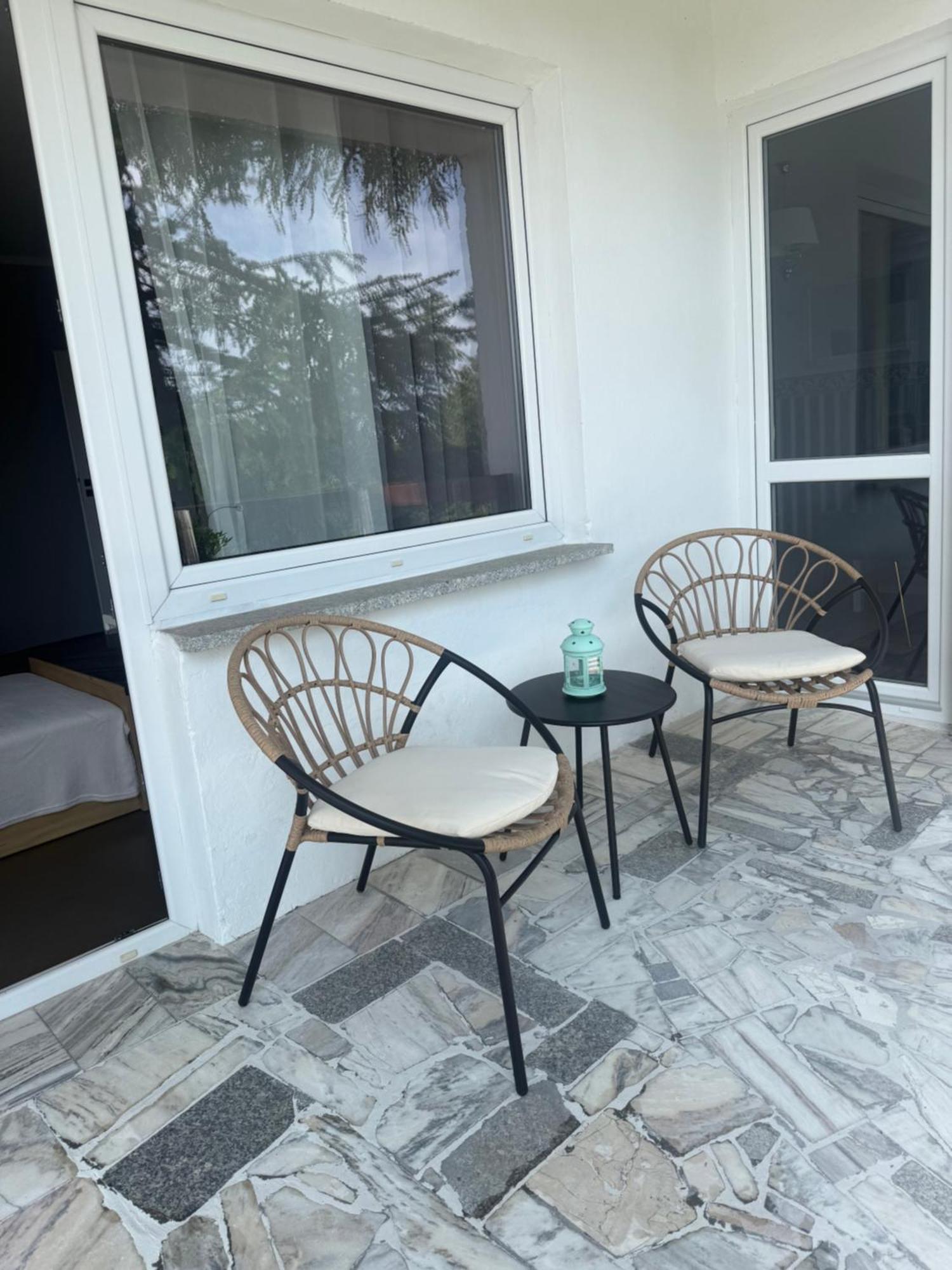 Apartment Faleza Debina *